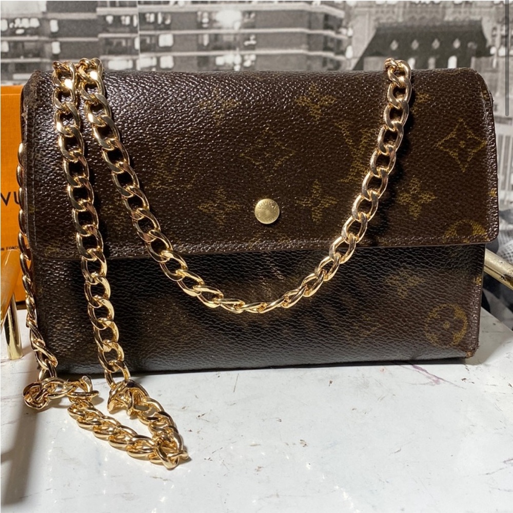 Louis Vuitton Monogram Wallet - Authentic